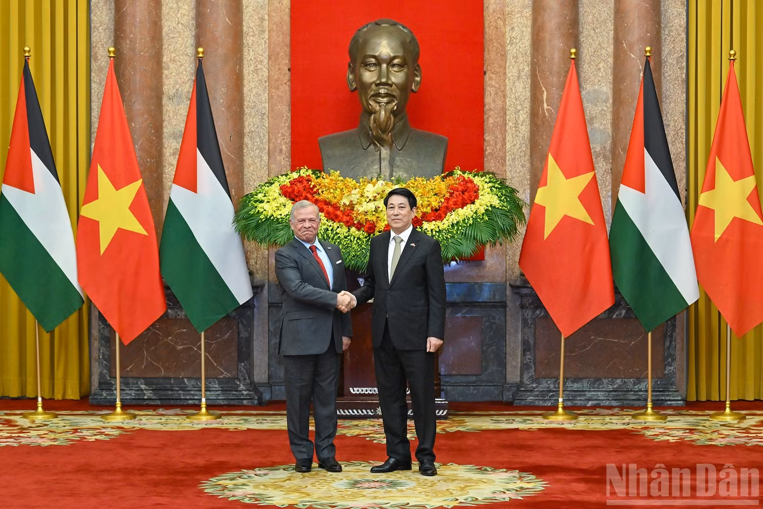 El presidente vietnamita Luong Cuong y el rey de Jordania, Abdalá II Ibn Al Hussein.