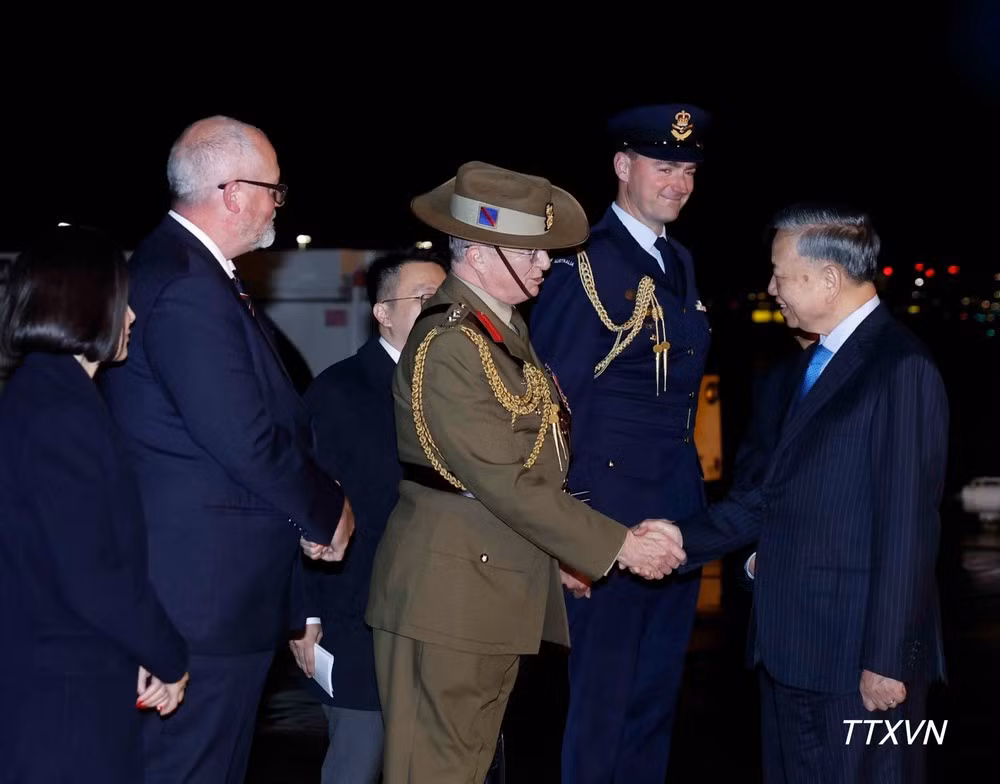 El mandatario vietnamita, al frente de una delegación de alto nivel, realiza una visita de Estado a Australia en respuesta a una invitación de la gobernadora general de Australia, Sam Mostyn.