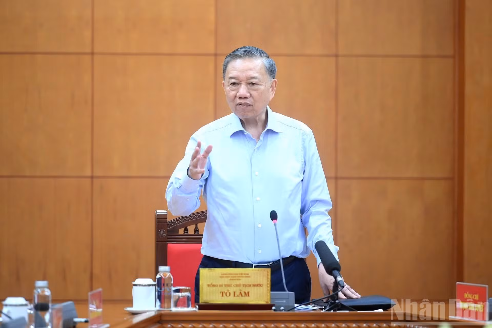 El secretario general del Partido Comunista y presidente de Vietnam, To Lam, habla en la cita.