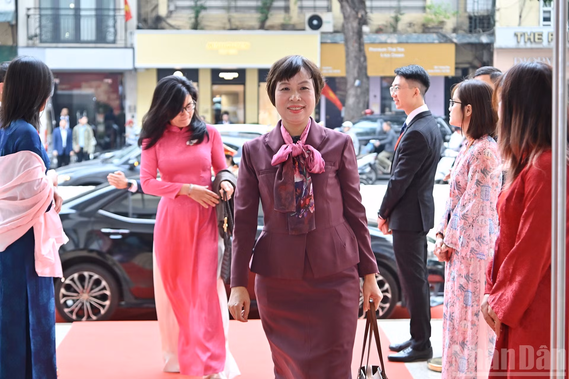 La directora de la Agencia Vietnamita de Noticias, Vu Viet Trang, en el evento.