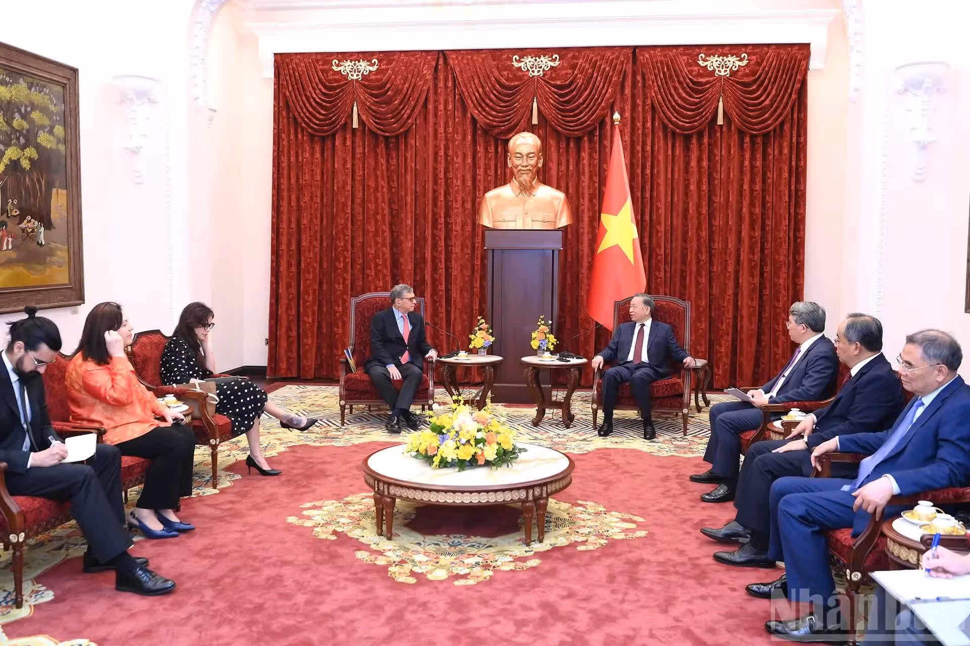 En el encuentro con el embajador brasileño.