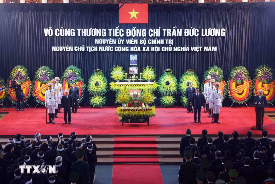 En el servicio fúnebre al expresidente Tran Duc Luong. En el servicio fúnebre al expresidente Tran Duc Luong.
