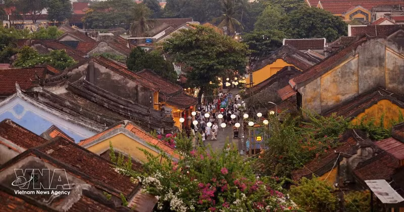 El casco antiguo de Hoi An se consolida entre los 51 destinos más bellos del mundo en 2026 (Foto: VNA)