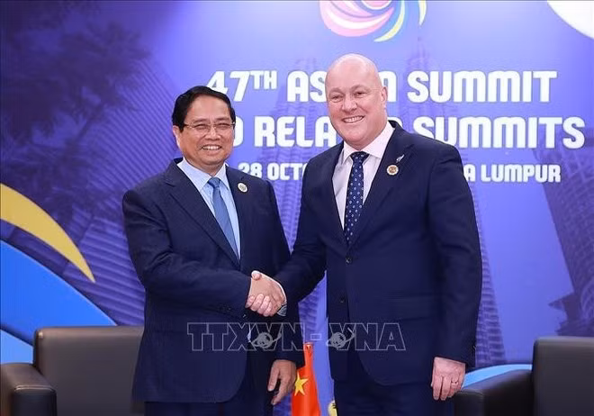 El primer ministro de Vietnam, Pham Minh Chinh, se reúne con su homólogo neozelandés, Christopher Luxon (Foto: VNA)
