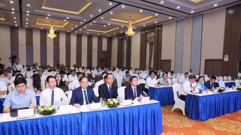 Asistentes al Foro Nacional Digital de Vietnam 2026.