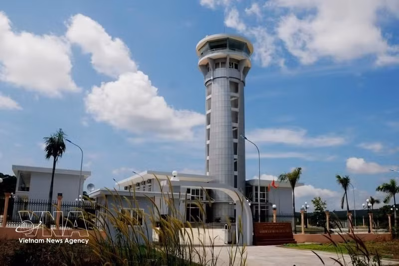 Torre de control de tráfico aéreo de Phu Quoc. (Foto: VNA)