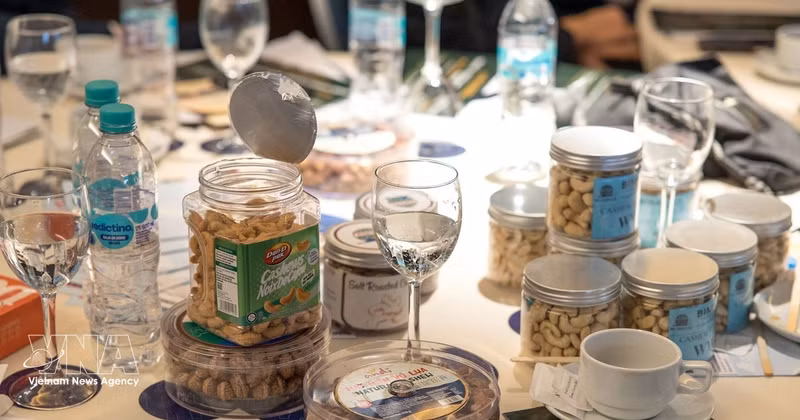 Las exportaciones vietnamitas de anacardos procesados a Argentina superaron las 270 toneladas en 2025, 1,7 veces más que en 2024, con un valor cercano a 1,2 millones de dólares. (Foto: VNA)