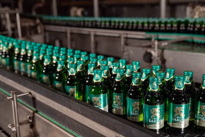 Línea de producción de cerveza Sabeco. (Fuente: VietnamPlus)