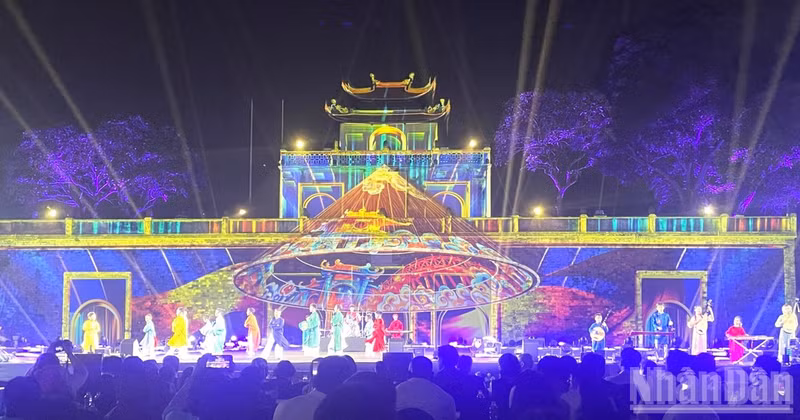 Primer Festival Mundial de Culturas en Hanói, celebrado en la Ciudadela Imperial de Thang Long. (Foto: Ngoc Lien)