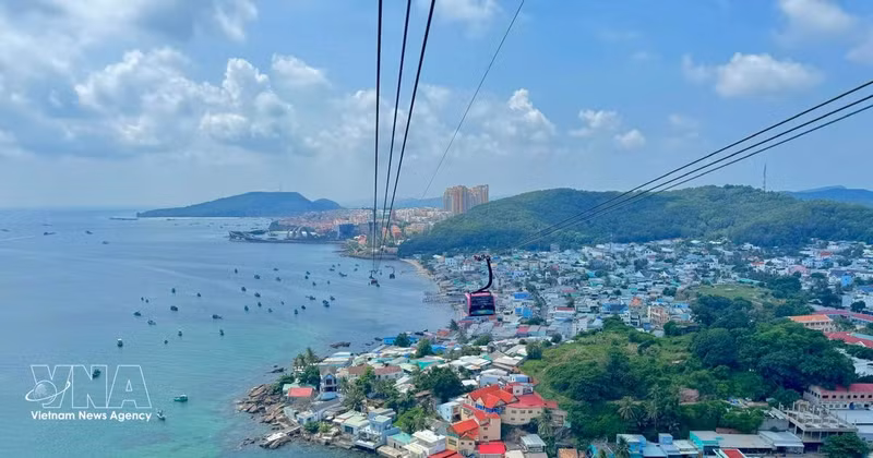 El teleférico de Hon Thom en la zona especial de Phu Quoc, provincia sureña de An Giang (Foto: VNA)