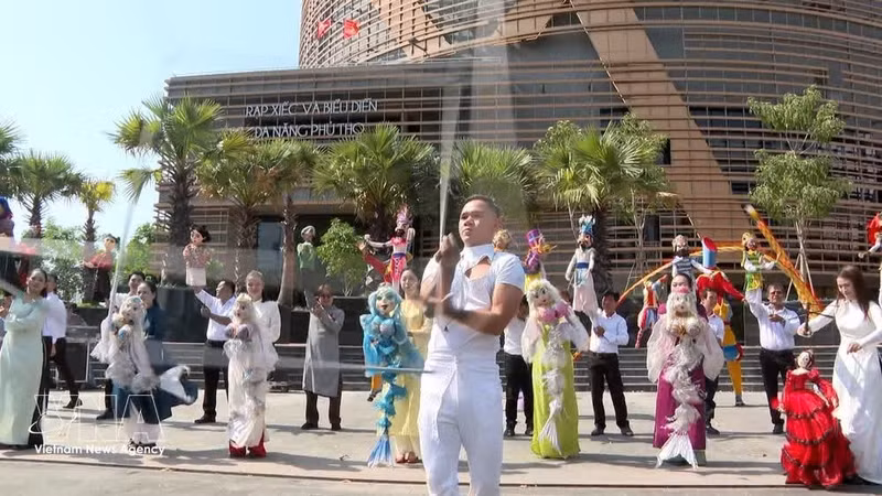 El Centro de Circo y Artes Escénicas Multiusos de Phu Tho será un espacio donde los artistas podrán dedicarse con confianza a crear. Foto: VNA