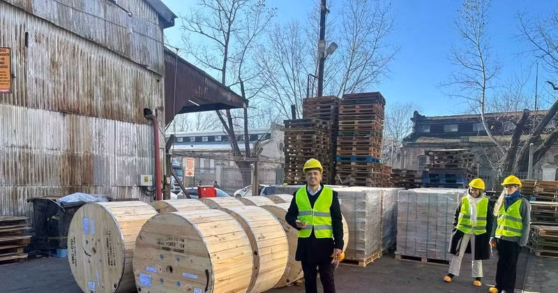 Primer lote de equipos de telecomunicaciones que incluye cables de fibra óptica, accesorios y equipos de infraestructura exportado por el Grupo Viettel a Argentina (Fuente: VNA)