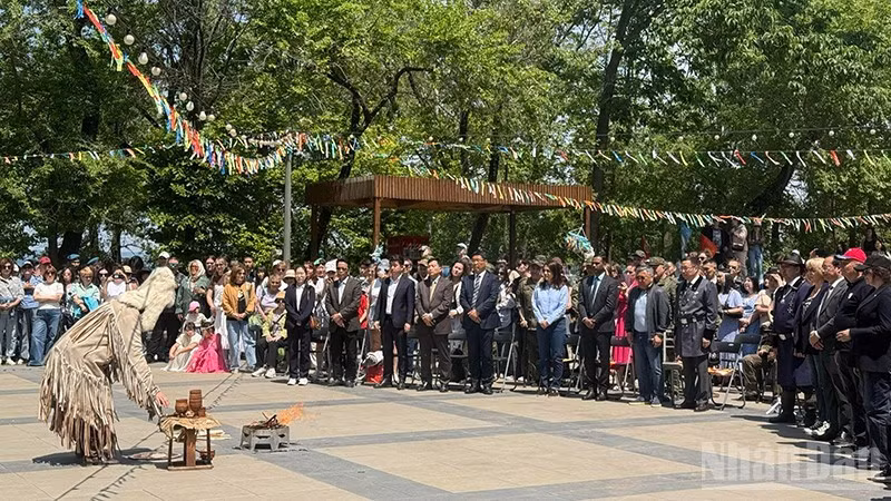 Vietnam y Rusia refuerzan intercambio cultural 