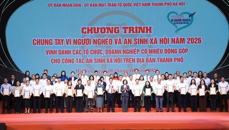 Delegados en el programa. (Fuente:http://thanhuyhanoi.vn/) 