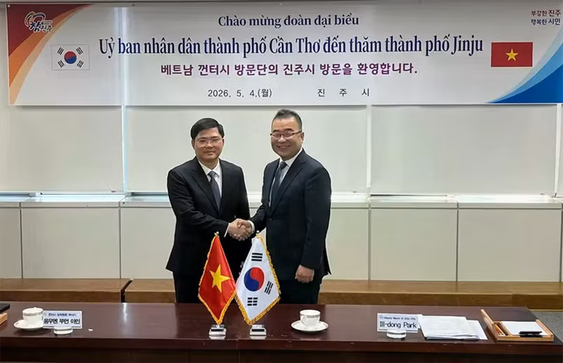 Vietnam y Corea del Sur fortalecen cooperación entre las localidades.