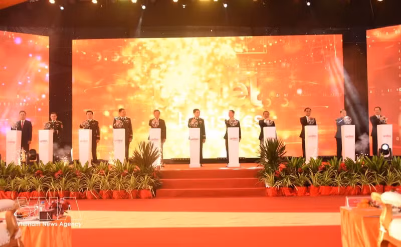 Star Telecom (Unitel), una empresa conjunta entre el Grupo Militar de Industria y Telecomunicaciones de Vietnam (Viettel) y la compañía Asia Telecom, una filial del Ministerio de Defensa de Laos, lanza oficialmente en 2025 Unitel Logistics. (Fuente: VNA)