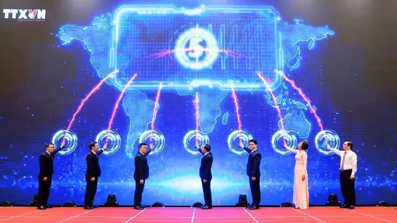 Acto de lanzamiento del portal (Foto: VNA)