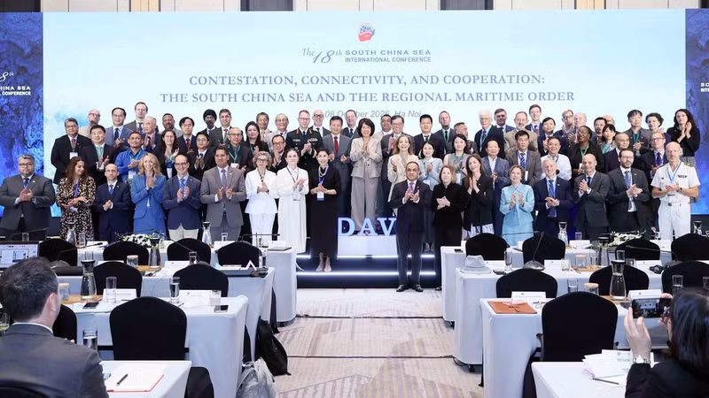 Asistentes al evento. (Foto: VNA)