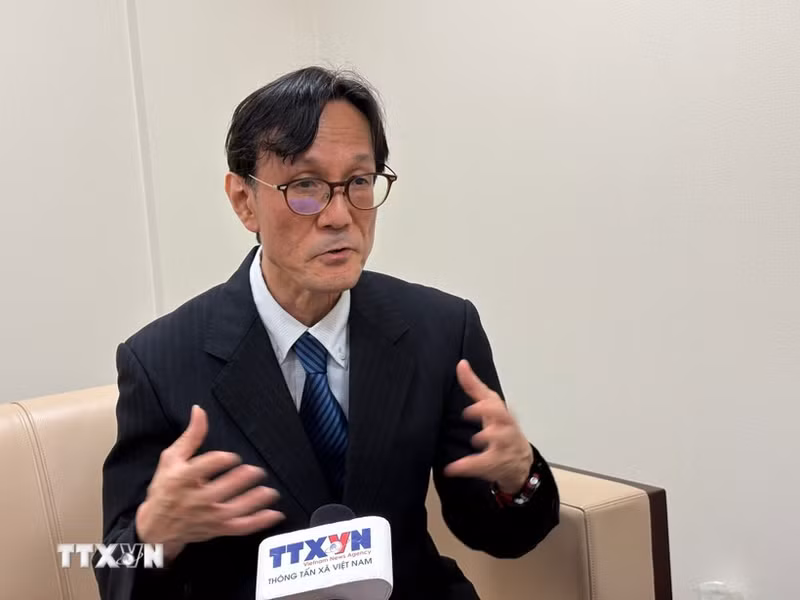 El profesor Shimizu Masaaki de la Universidad de Osaka, reconocido como “Embajador de la lengua vietnamita”. (Foto: VNA)