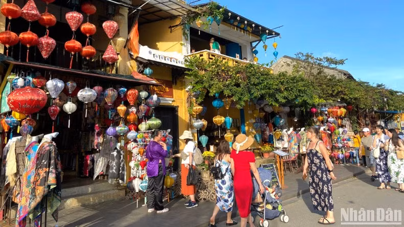 El casco antiguo de Hoi An es un destino seguro, caracterizado por la arquitectura y la deliciosa gastronomía. El casco antiguo de Hoi An es un destino seguro, caracterizado por la arquitectura y la deliciosa gastronomía.