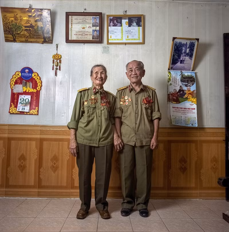 Una foto del libro de fotografías bilingüe "Memorias de la guerra" del fotógrafo argentino Jorge Mónaco. (Foto: cortesía del fotógrafo)