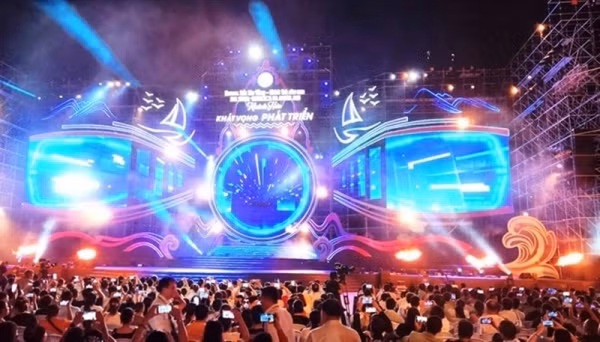 Una actuación de jazz en el Festival Marítimo de Nha Trang. 