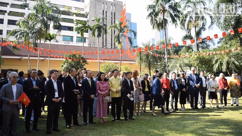 Una nutrida participación de delegados tailandeses e internacionales asiste a la cita. Una nutrida participación de delegados tailandeses e internacionales asiste a la cita.
