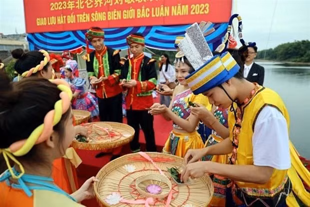 Fomentan relaciones de cooperación entre Vietnam y China (Fuente: VNA) Fomentan relaciones de cooperación entre Vietnam y China (Fuente: VNA)