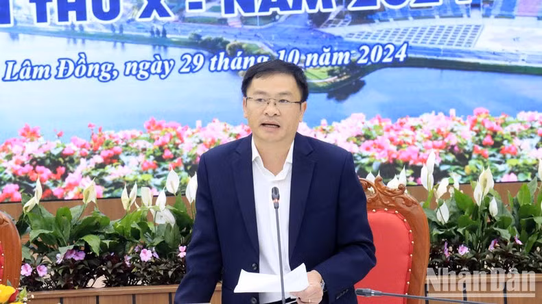 El presidente del Comité Popular de Lam Dong, Dang Quang Tu.