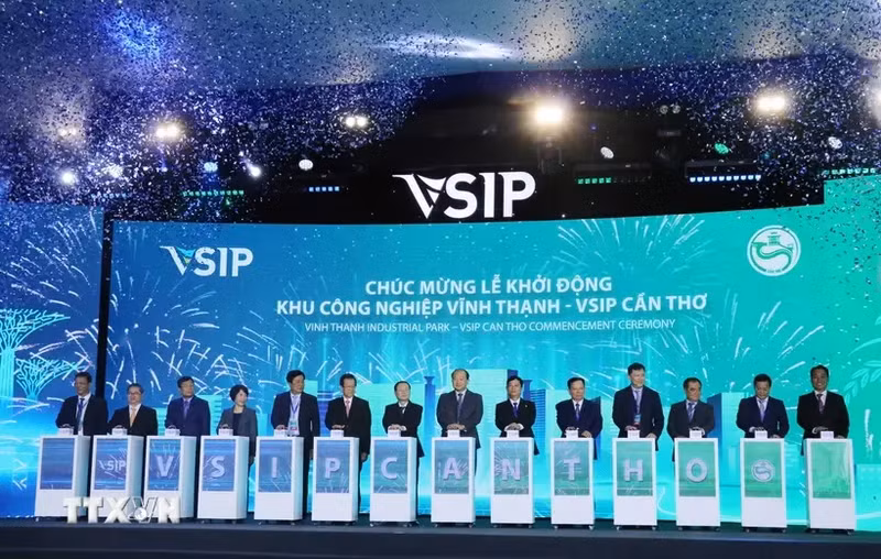 La cememonia inaugural de construcción de un parque industrial Vietnam-Singapur (VSIP) en la ciudad de Can Tho (Fuente: VNA)