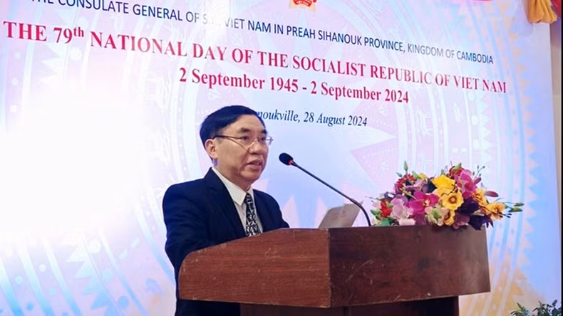 El Cónsul general de Vietnam en Camboya, Lai Xuan Chien, habla en el evento. (Foto: Nguyen Hiep)
