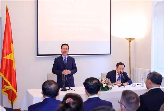 El presidente vietnamita, Vo Van Thuong, interviene en el encuentro (Fuente:VNA)