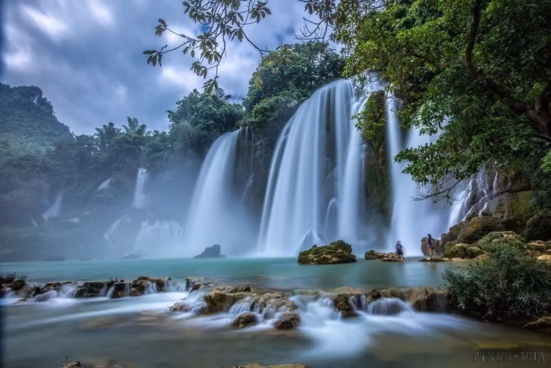 La cascada de Ban Gioc es considerada la cuarta más grande del mundo entre las ubicadas en las fronteras de países y la más alta, majestuosa y hermosa del Sudeste de Asia. (Foto: VNA)