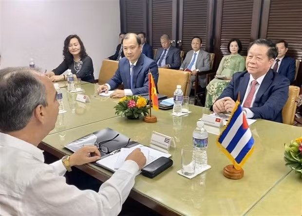 En el encuentro (Fuente: VNA)