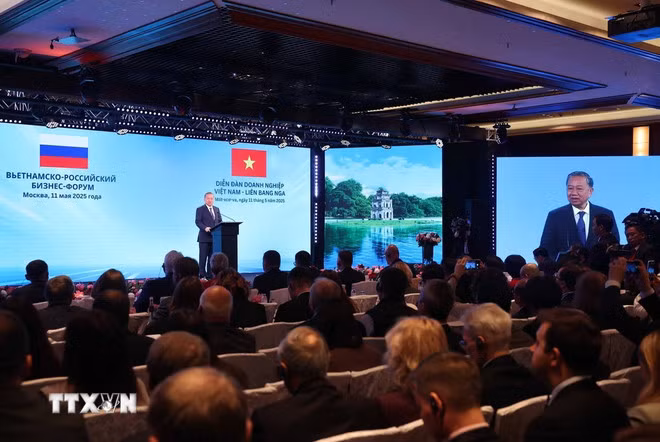 El secretario general del Partido Comunista de Vietnam, To Lam, participa en el Foro Empresarial Vietnam - Rusia (Fuente: VNA)