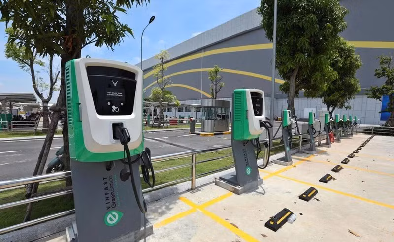 Una estación de carga para vehículos eléctricos de VinFast. (Fuente: VNA)