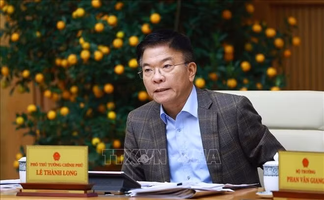 El viceprimer ministro Le Thanh Long. (Fuente: VNA)