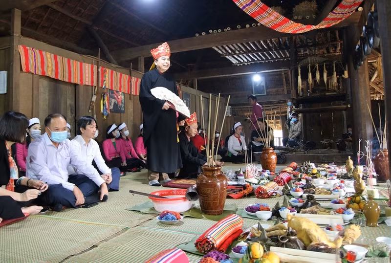 Vietnam presentará el ritual "Mo Muong" como candidato a Patrimonio Cultural de la Unesco.