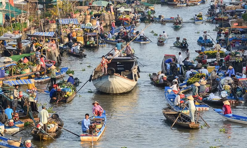 El mercado flotante de Cai Rang es una atracción turística única del Delta del Mekong en general y de la ciudad de Can Tho en particular. (Fotografía: VNA) El mercado flotante de Cai Rang es una atracción turística única del Delta del Mekong en general y de la ciudad de Can Tho en particular. (Fotografía: VNA)