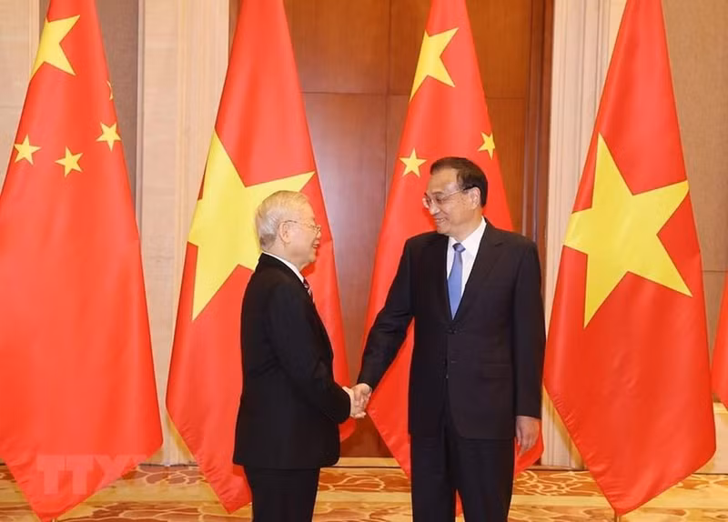 Nguyen Phu Trong se reúne con Li Keqiang.