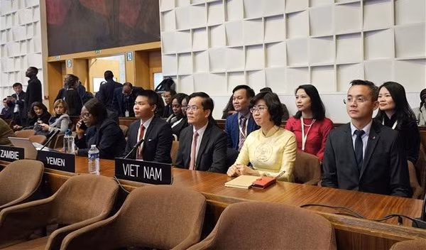 La delegación vietnamita en la sesión. (Fotografía: VNA)