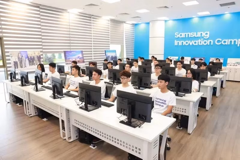 200 estudiantes participan en el programa de desarrollo de talentos tecnológicos en el Centro Nacional de Innovación en Hoa Lac, Hanói. (Fuente: VNA)