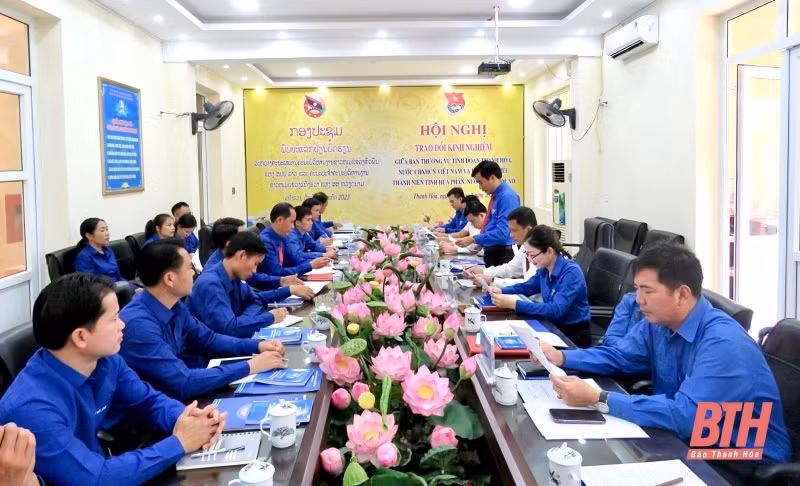 Escena del encuentro. (Fotografía: baothanhhoa.vn)