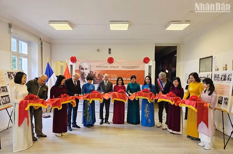 En la inauguración. (Fotografía: Nhan Dan)