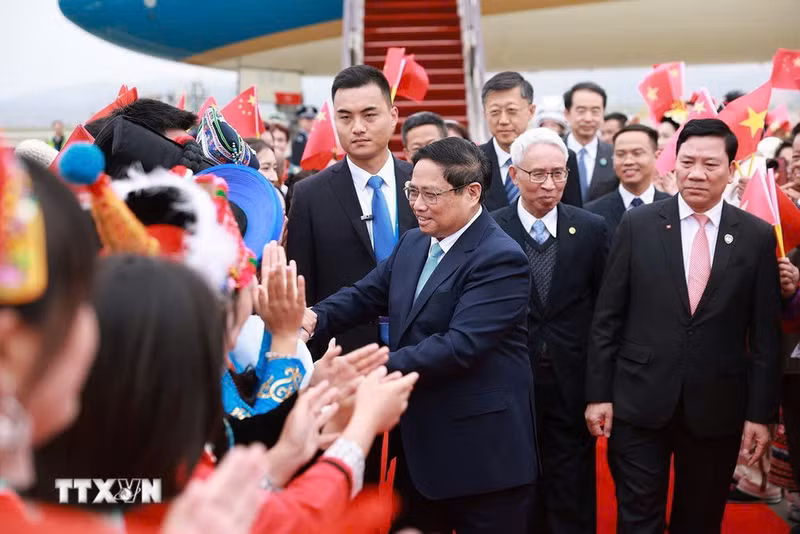 Ceremonia de bienvenida del primer ministro vietnamita. (Foto: VNA)