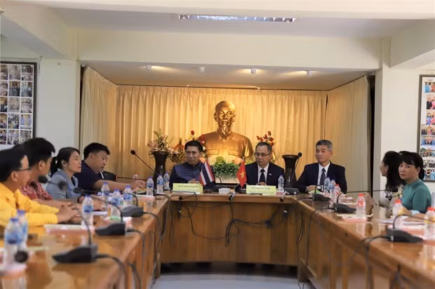 Durante el encuentro de trabajo. (Foto: VNA)