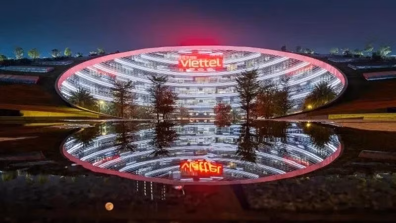 Viettel fue reconocido por noveno año consecutivo como una de las 100 marcas vietnamitas más valiosas en 2024 por Brand Finance. (Foto: VNA)