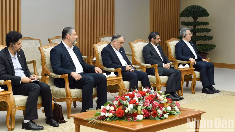 Miembros del Comando de Aplicación de la Ley de Irán.