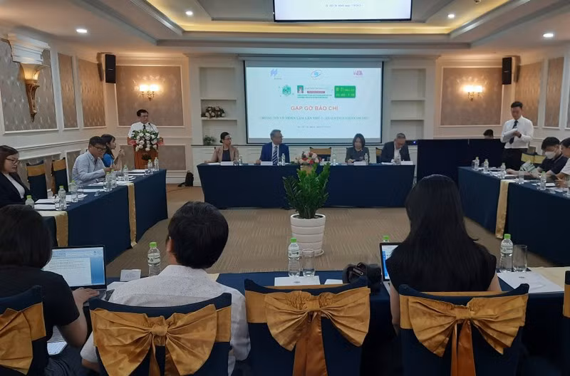 Rueda de prensa para anunciar sobre el evento. 