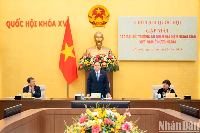 El presidente de la ANV, Tran Thanh Man, toma la palabra en la cita.